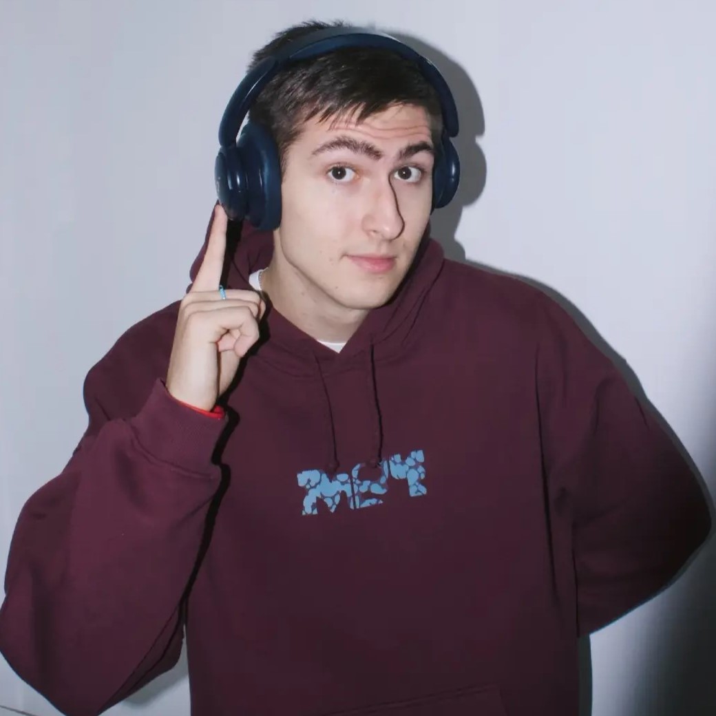 Даниил Андреевич Лихачев