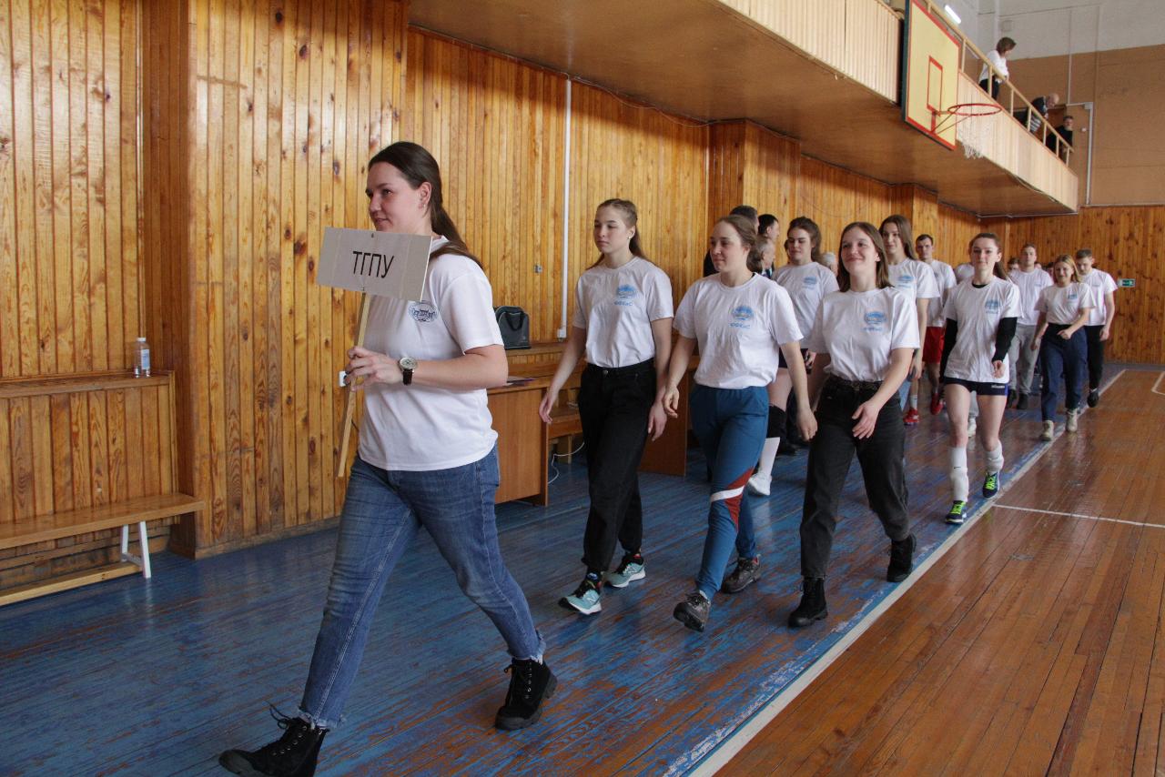 ФОТО к новости: Студенты НГПУ заняли второе место на фестивале физической культуры и спорта СФО