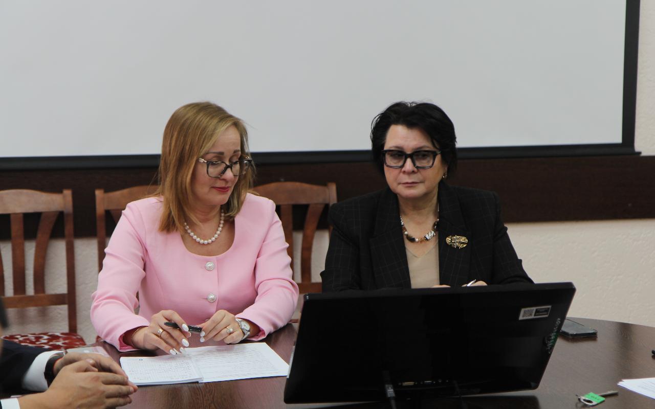 ФОТО к новости: НГПУ и КНР: открываются новые горизонты сотрудничества