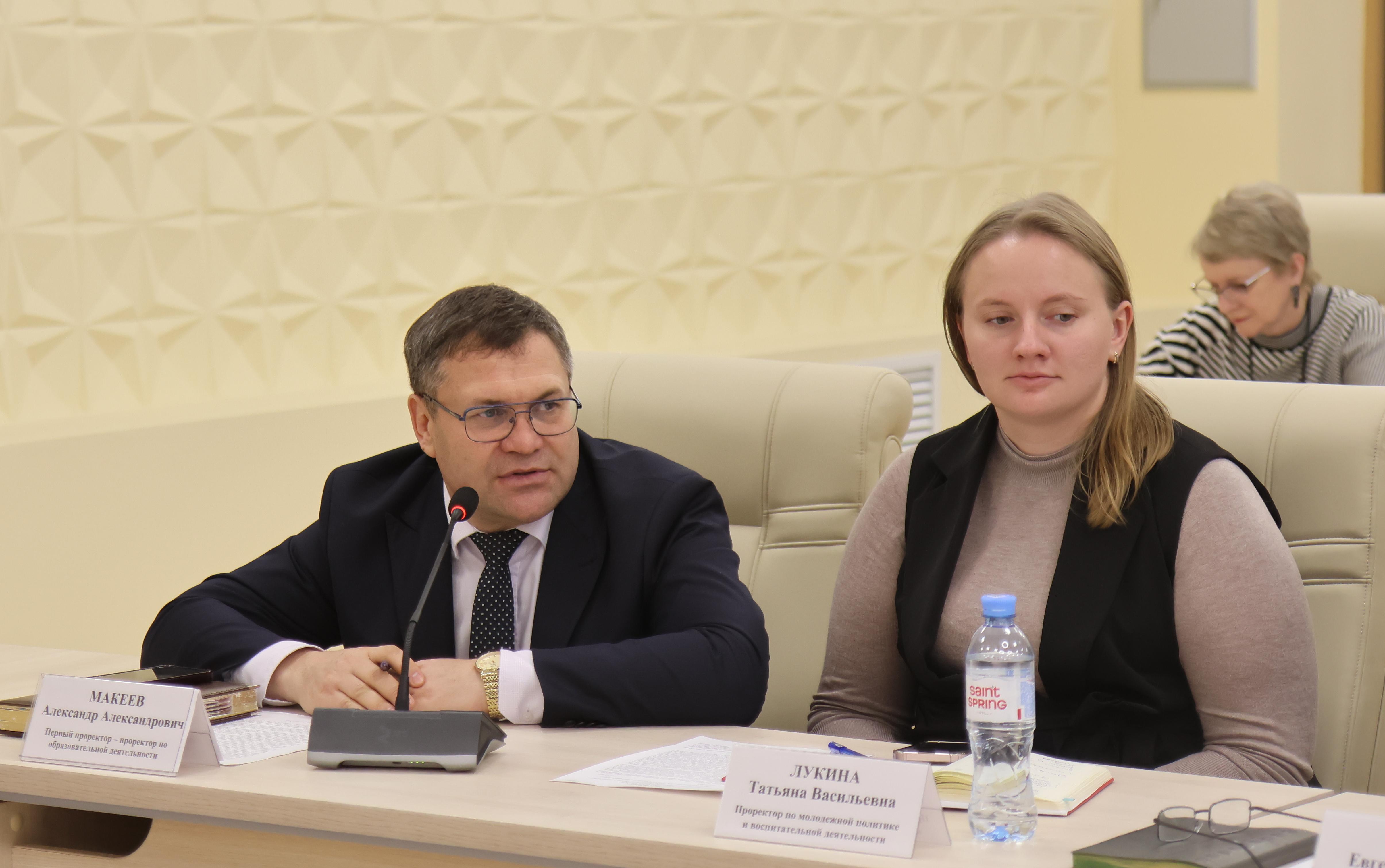 ФОТО к новости: Итоги приемной кампании 2026 года обсудили на заседании Ученого совета НГПУ