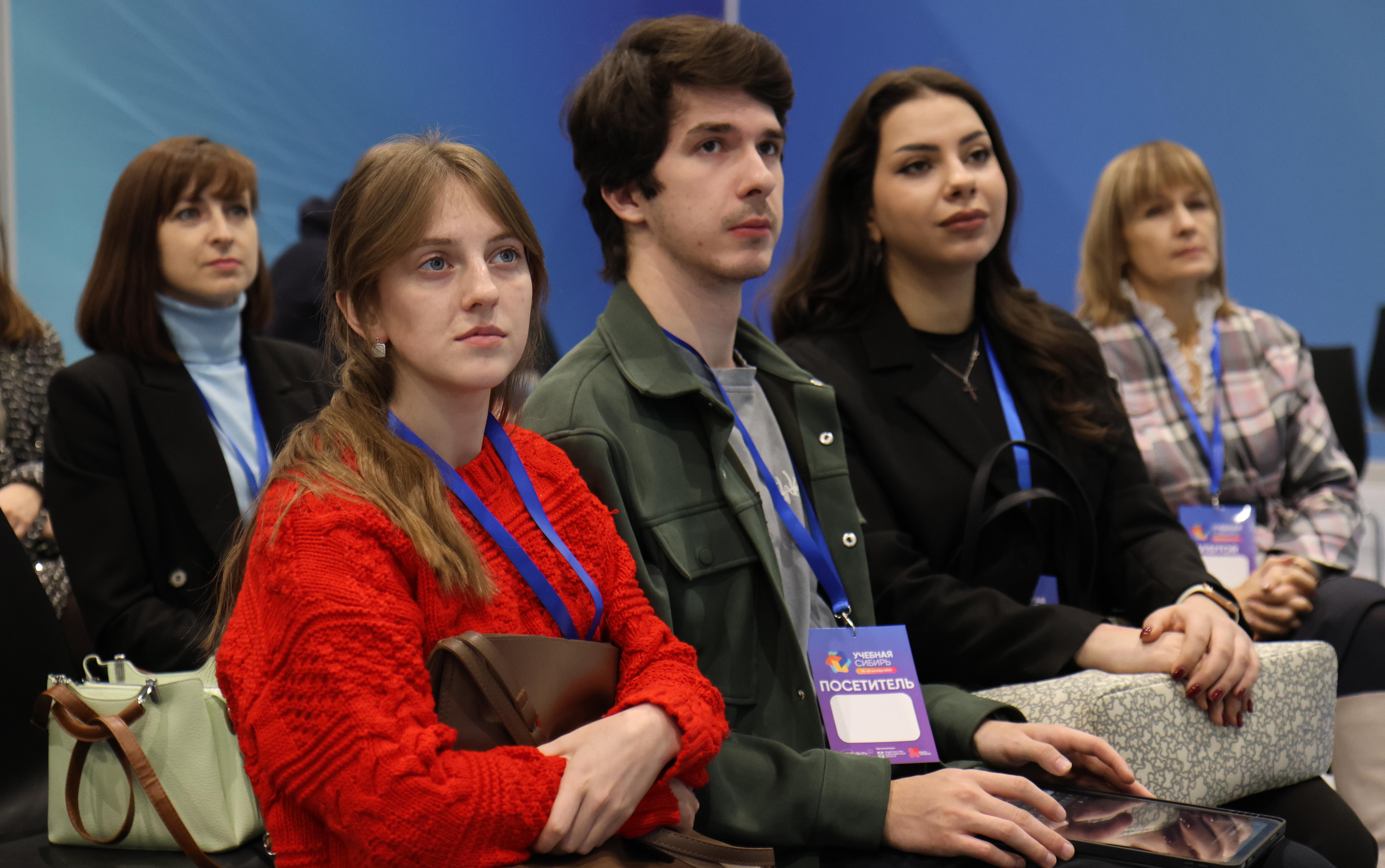 ФОТО к новости: Дневник Учсиба-2024: студенты – это интеллектуальная элита Новосибирской области
