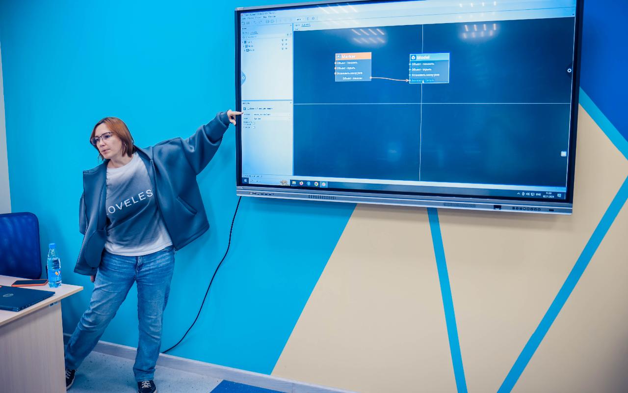 ФОТО к новости: Игра как инструмент образования: в НГПУ обсудили геймификацию 