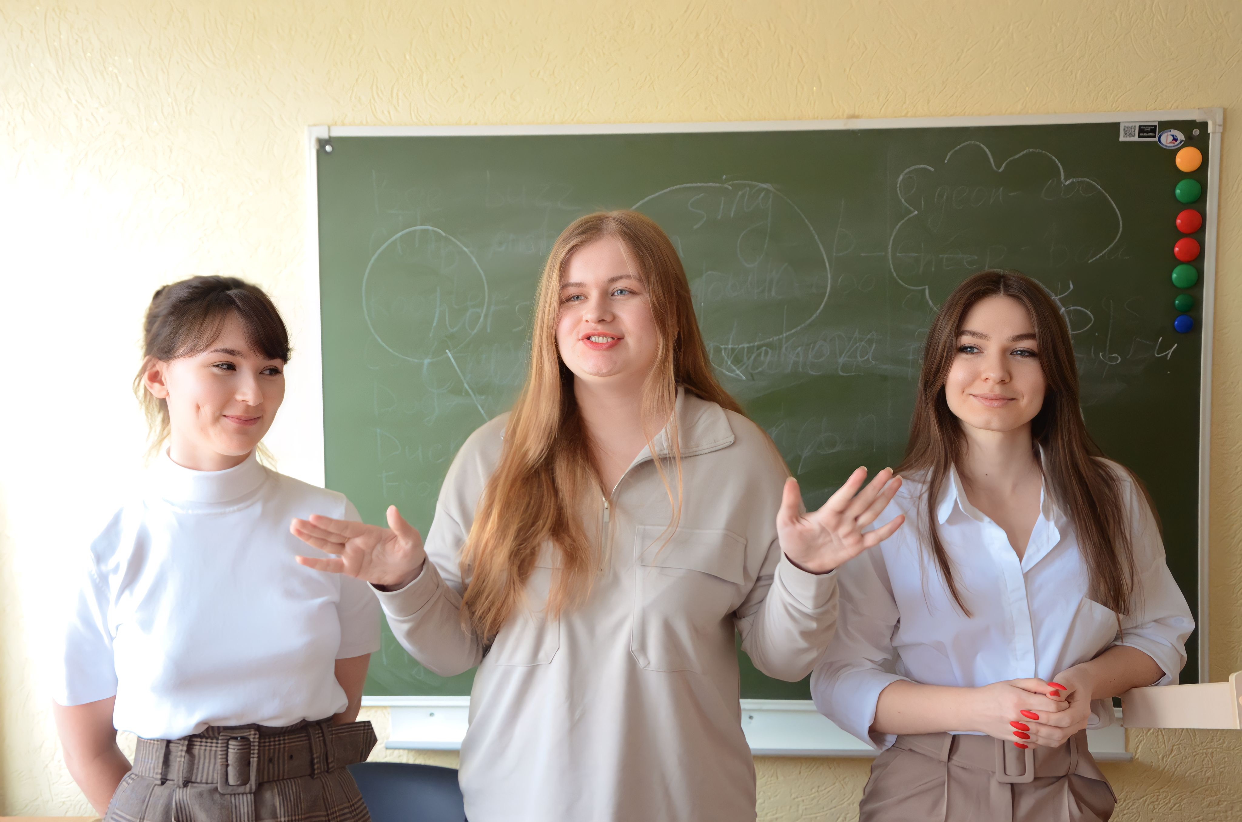 ФОТО к новости: Международная олимпиада по иностранным языкам в НГПУ: студенты демонстрируют свои навыки
