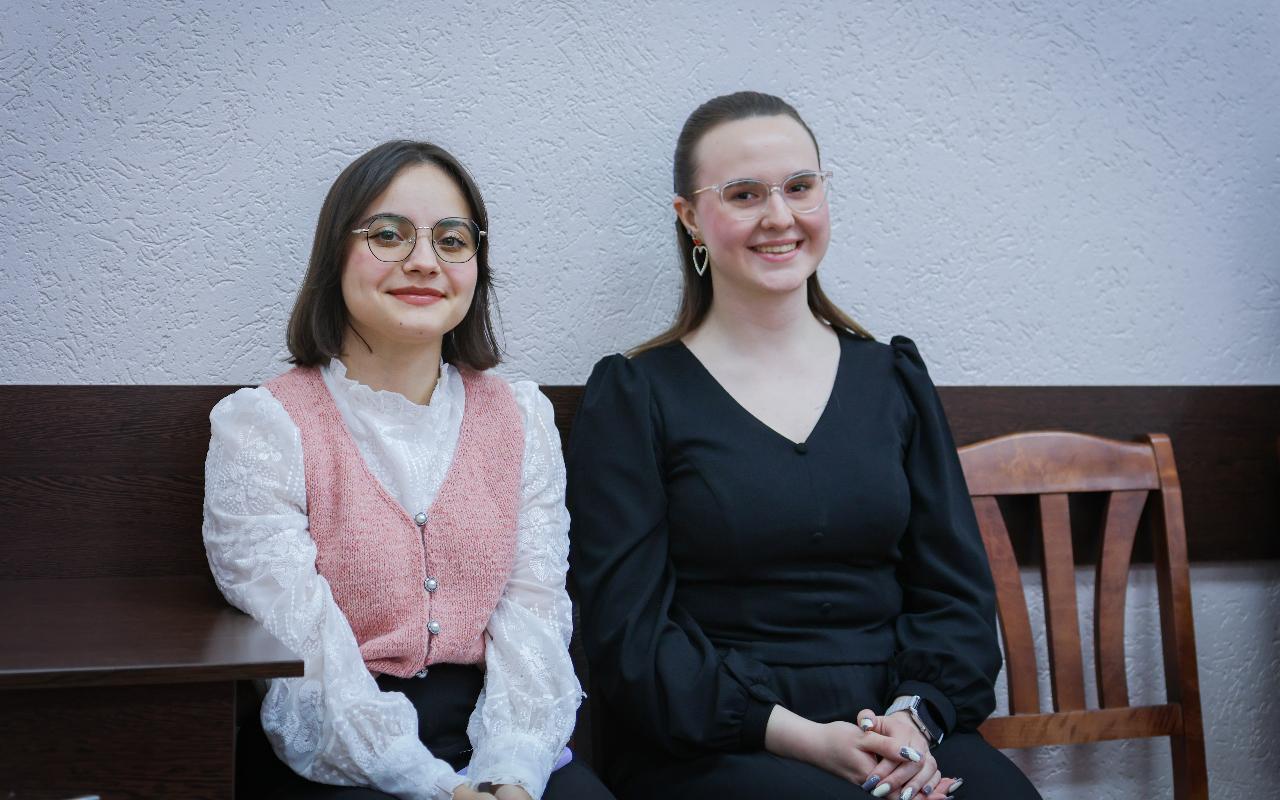 ФОТО к новости: В НГПУ отметили самых активных волонтёров Добро.Центра по итогам первого квартала