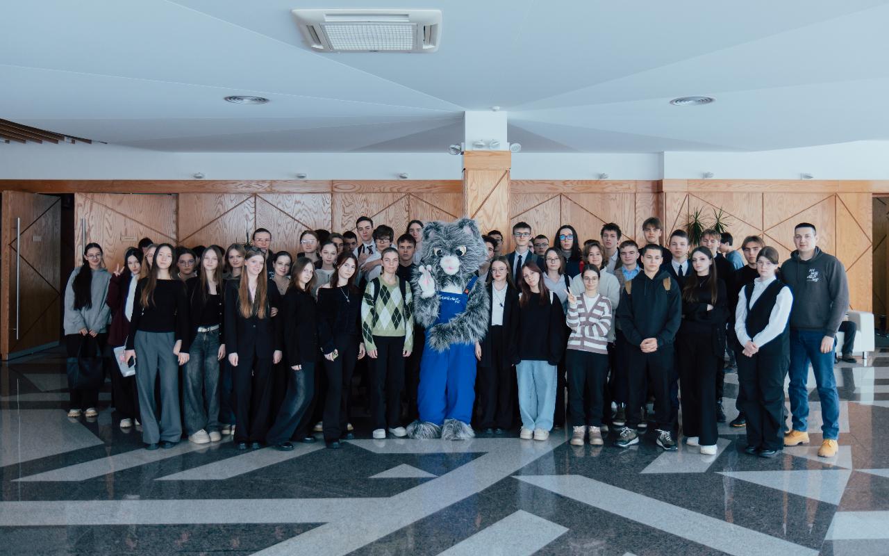 Команда НГПУ провела профориентационное мероприятие для школьников наукограда Кольцово в рамках Дня российской науки