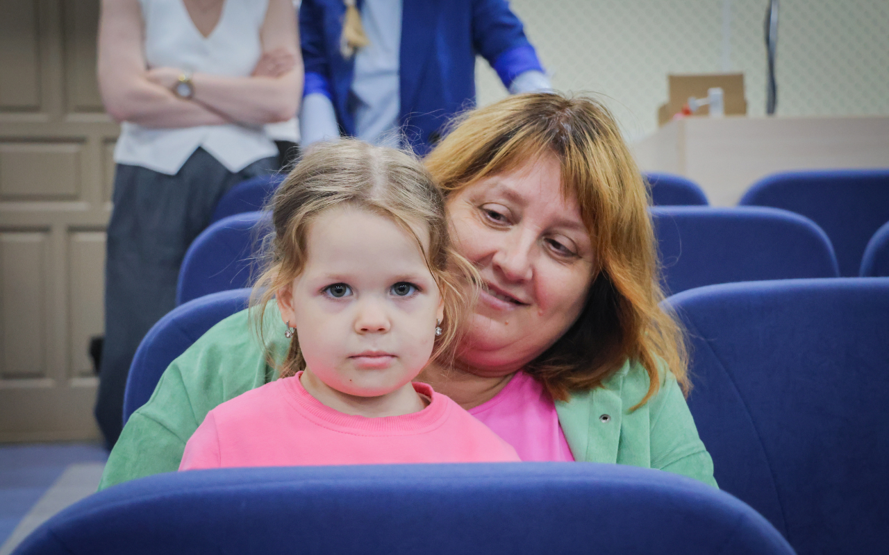 ФОТО к новости: «Гордость НГПУ — будущее России»: в университете состоялся первый ректорский приём для отличников и целевиков выпуска-2025