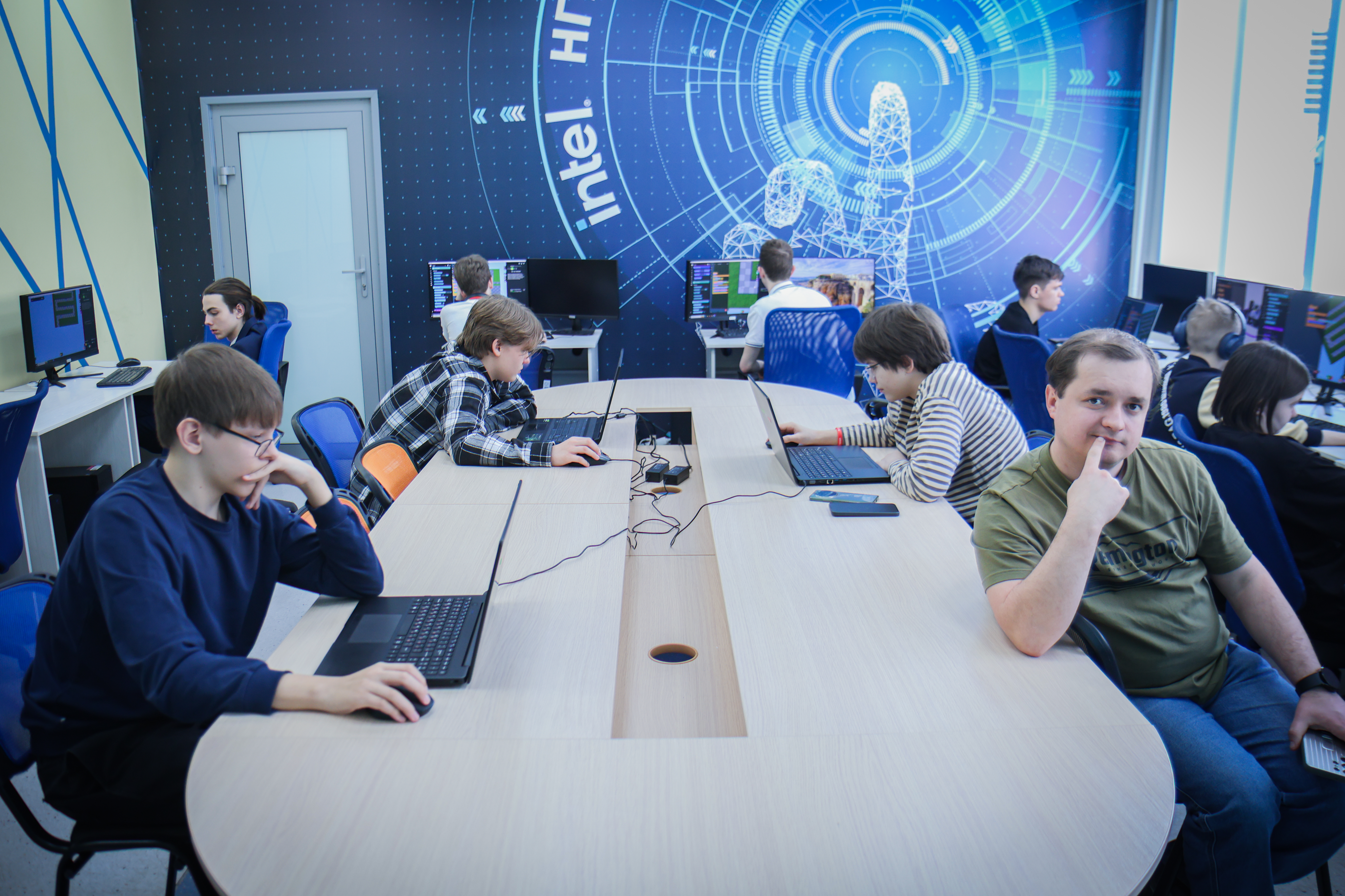 ФОТО к новости: В НГПУ прошла IV межрегиональная IT-олимпиада «ТехноТриз»