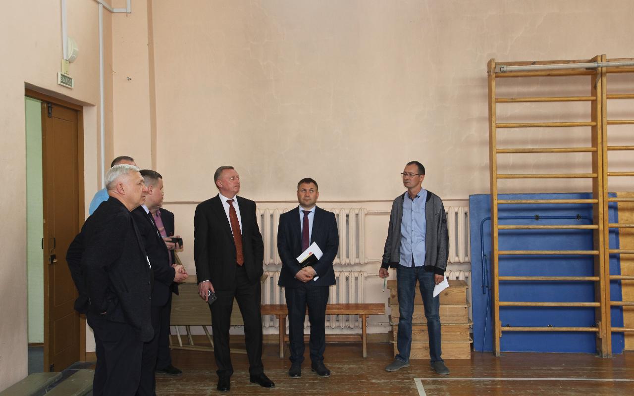 ФОТО к новости: Институт с богатыми традициями: и.о. ректора познакомился с работой ИИ НГПУ