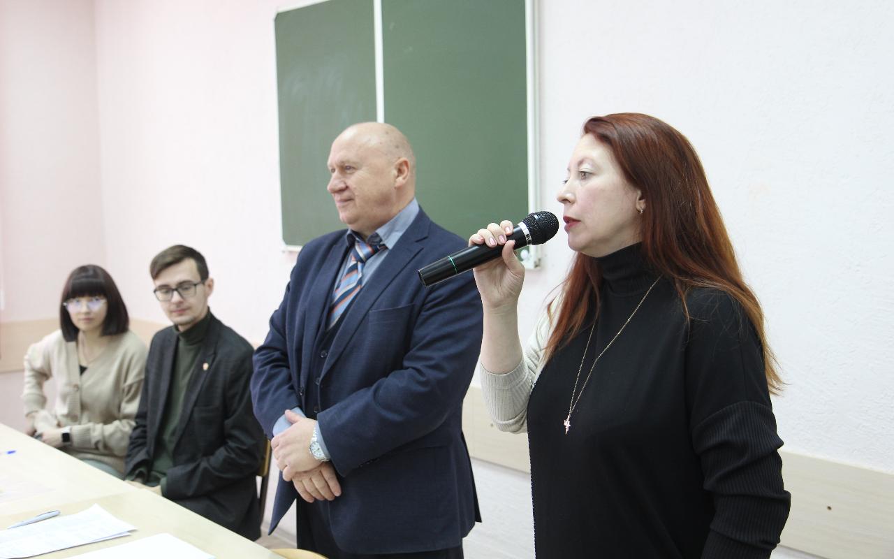 ФОТО к новости: Школа права: учатся школьники, учатся учителя