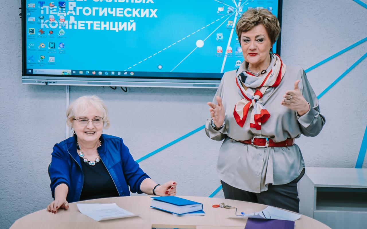 ФОТО к новости: Студенты Черепановского педагогического колледжа посетили НГПУ в рамках проекта «Университетские каникулы»