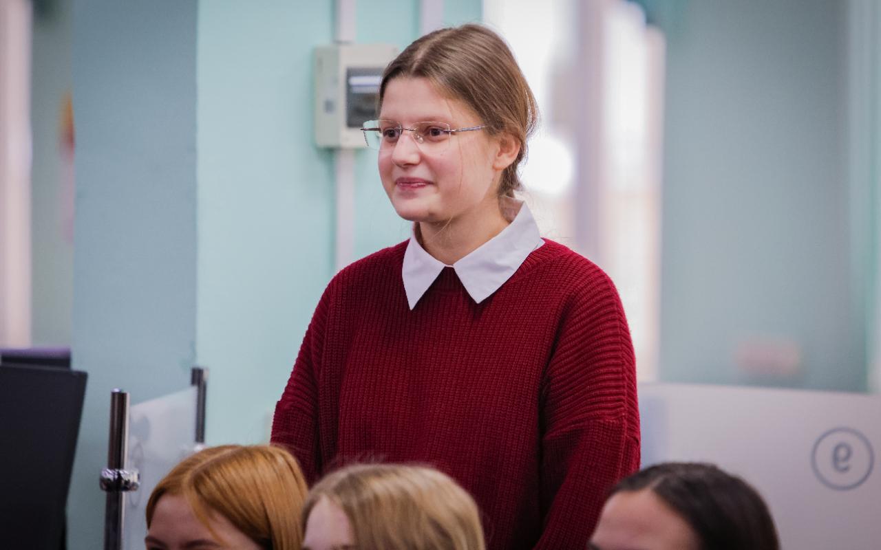 ФОТО к новости: Министр культуры Новосибирской области встретилась со студентами ИКиМП НГПУ: о карьере в сфере культуры, «земских» программах и новых форматах сотрудничества