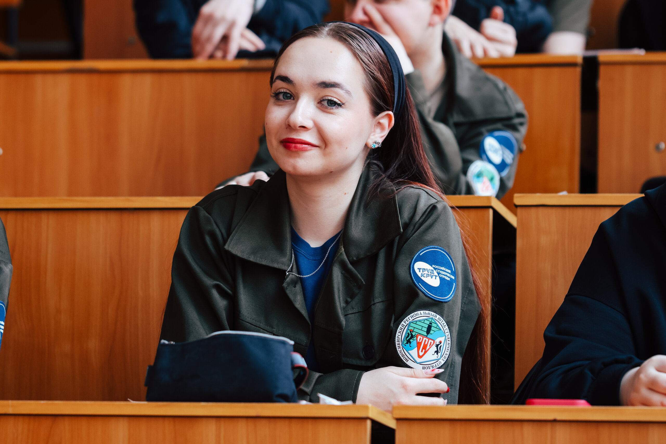 ФОТО к новости: Не просто игры: в НГПУ продолжается обучение вожатых для Российских студенческих отрядов