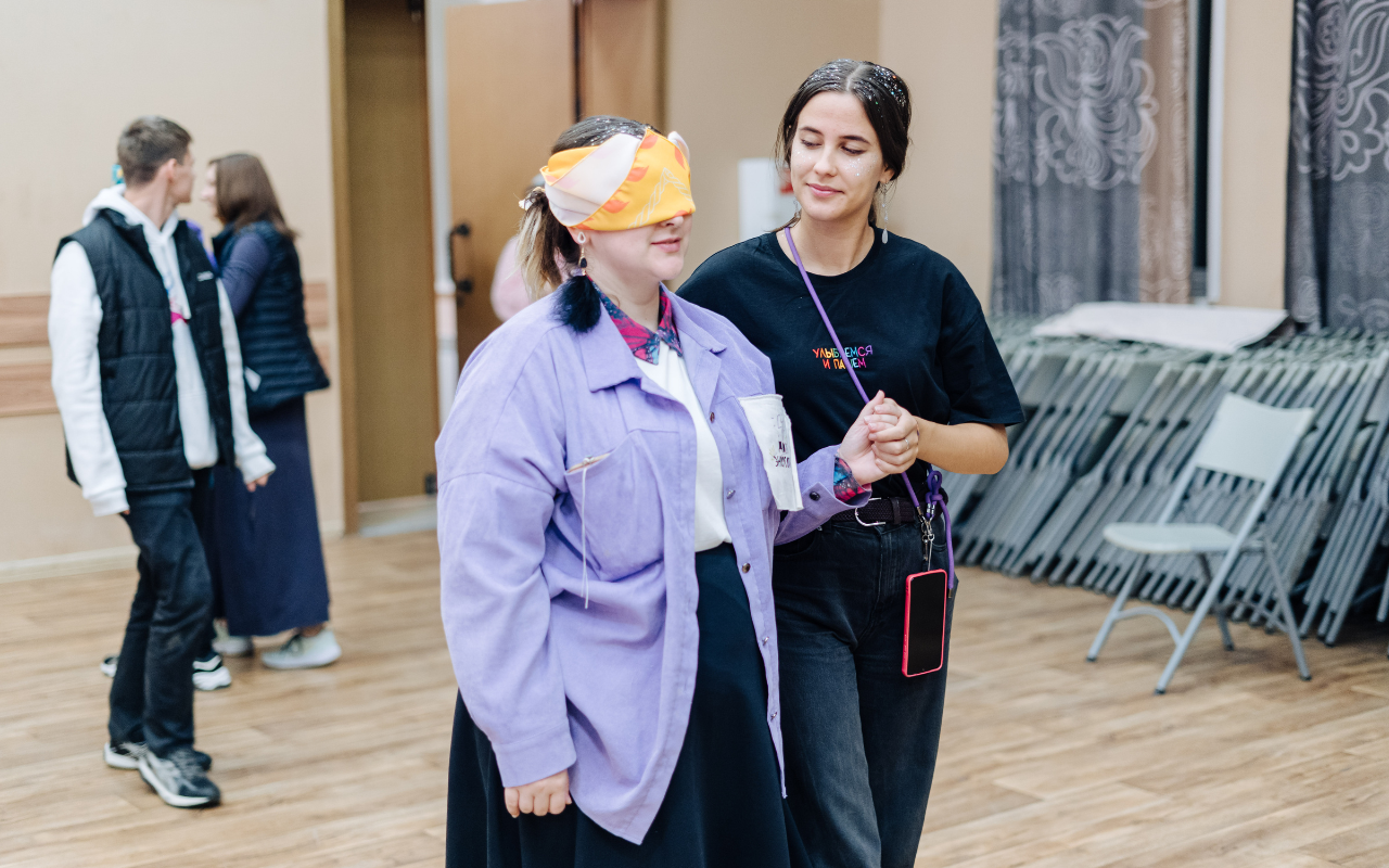 ФОТО к новости: Студентки НГПУ приняли участие в «Академии Лиги вожатых – 2025»