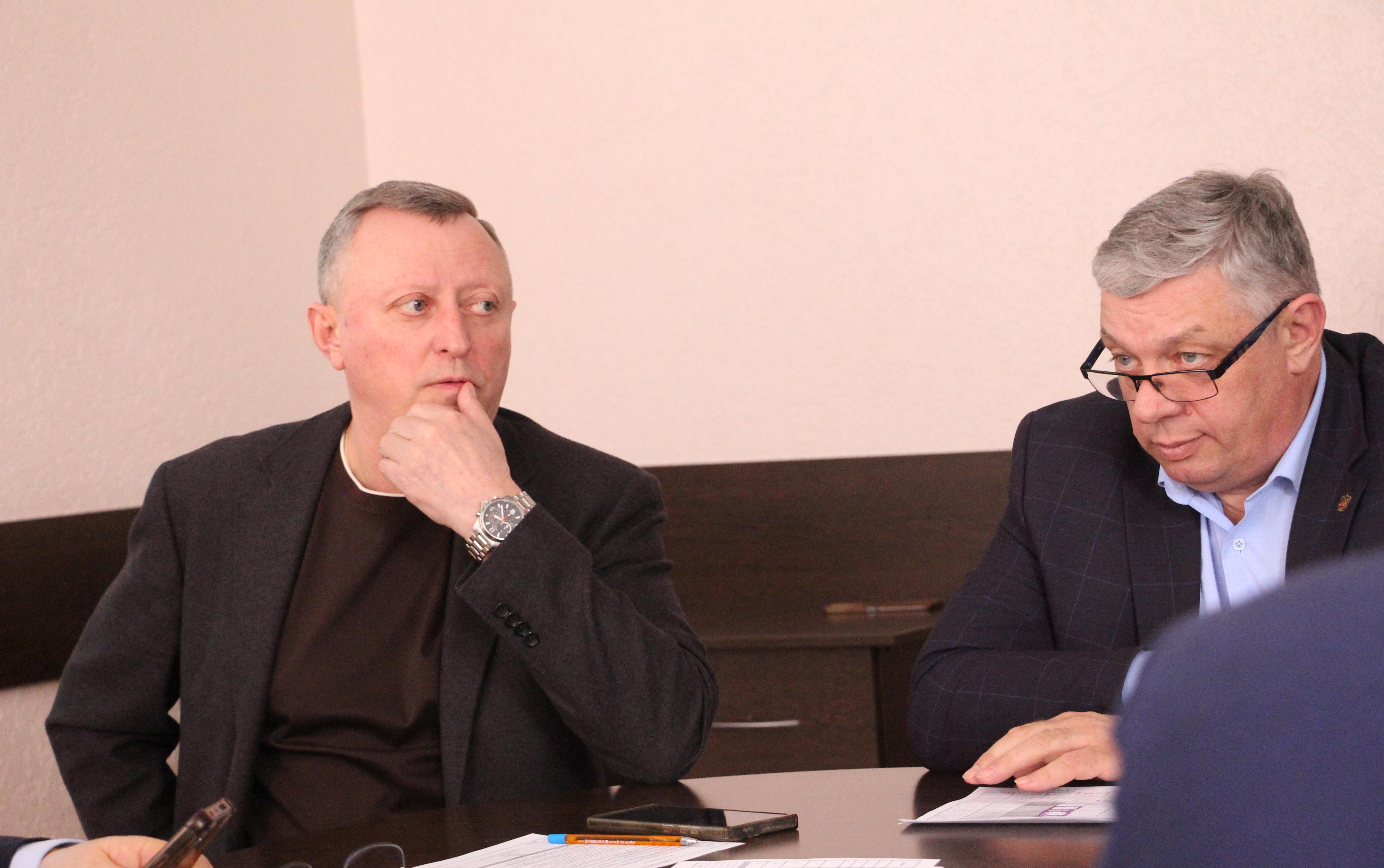 ФОТО к новости: Обновление инфраструктуры НГПУ: активная фаза ремонта