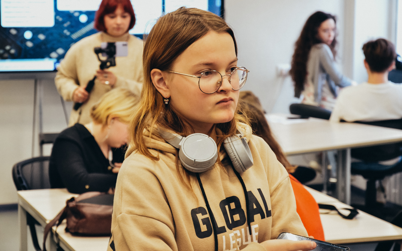 ФОТО к новости: Новые образовательные пространства НГПУ апробируют юные корреспонденты области