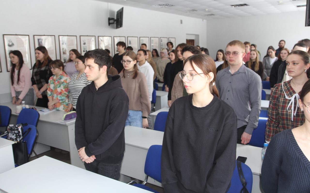 ФОТО к новости: Участник СВО рассказал студентам НГПУ о службе в Войсках беспилотных систем