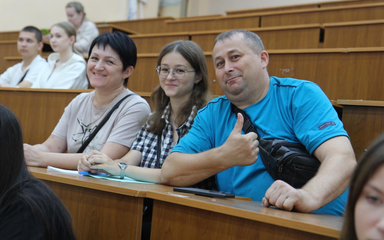 ФОТО к новости: Ректор НГПУ Сергей Нелюбов: «Я уверен, что студенческие годы будут яркими»