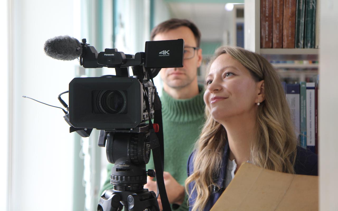 ФОТО к новости: Специалисты НГПУ рассказали корреспондентам ОТС, как на протяжении веков менялось педагогическое образование