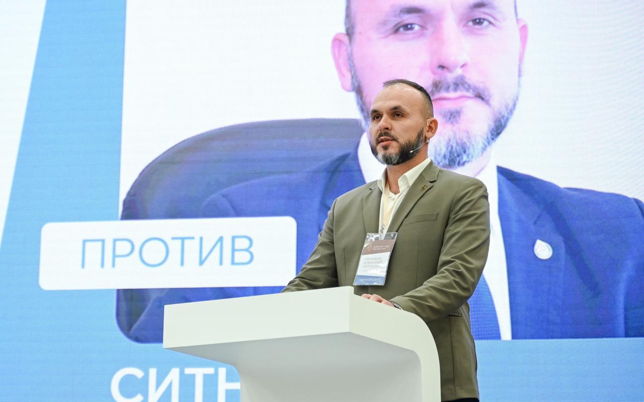 ФОТО к новости: Выпускник НГПУ стал лауреатом Всероссийского конкурса «Директор года России – 2025»