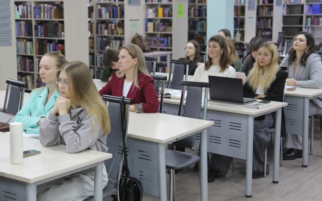 ФОТО к новости: Дневник ПедСибири:  иностранные языки как средство для сближения