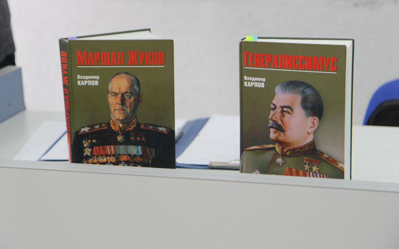 ФОТО к новости: Так начиналась война: со студентами НГПУ провели «Разговор о важном», посвящённый первым месяцам Великой Отечественной
