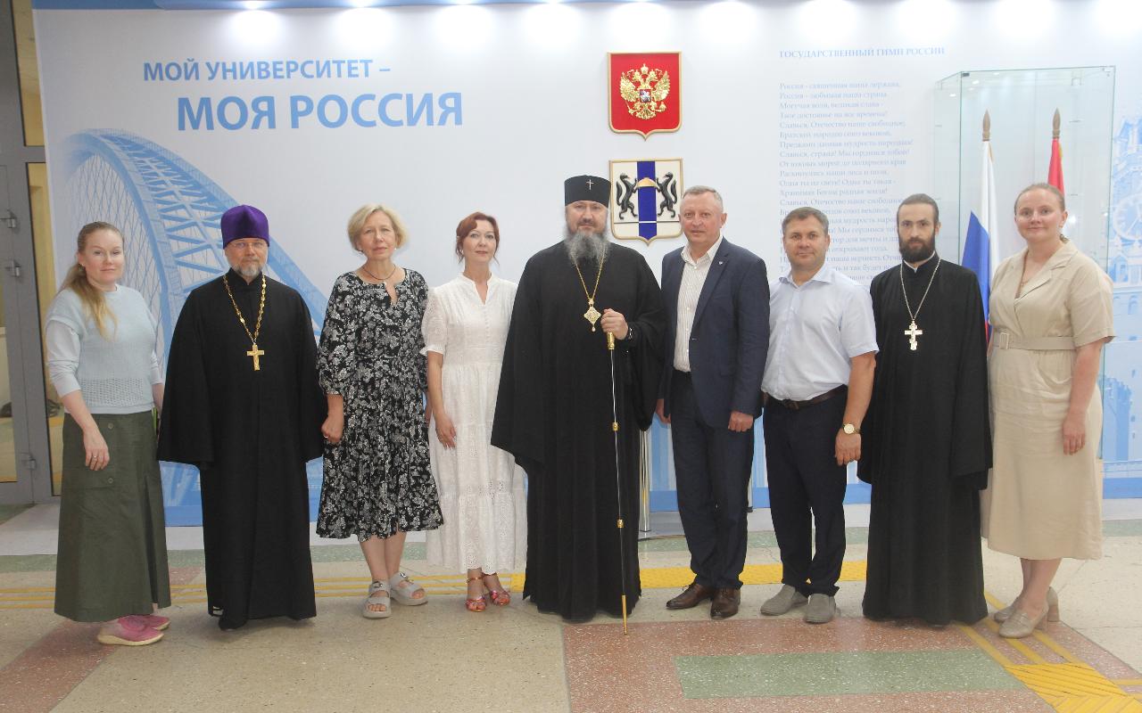 ФОТО к новости: Обсуждение совместных проектов: НГПУ посетил Митрополит Новосибирский и Бердский Варфоломей