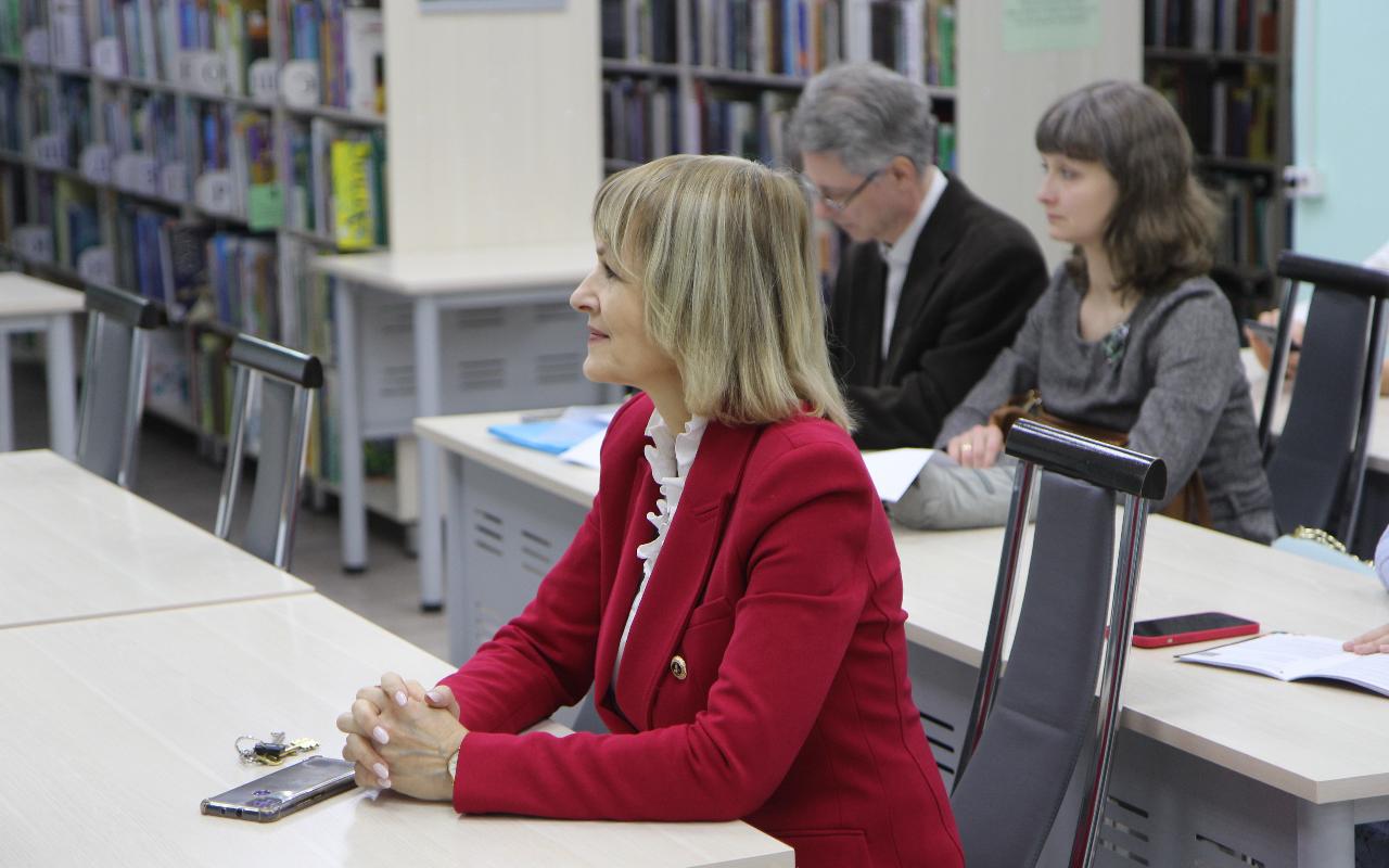 ФОТО к новости: Дневник ПедСибири:  иностранные языки как средство для сближения