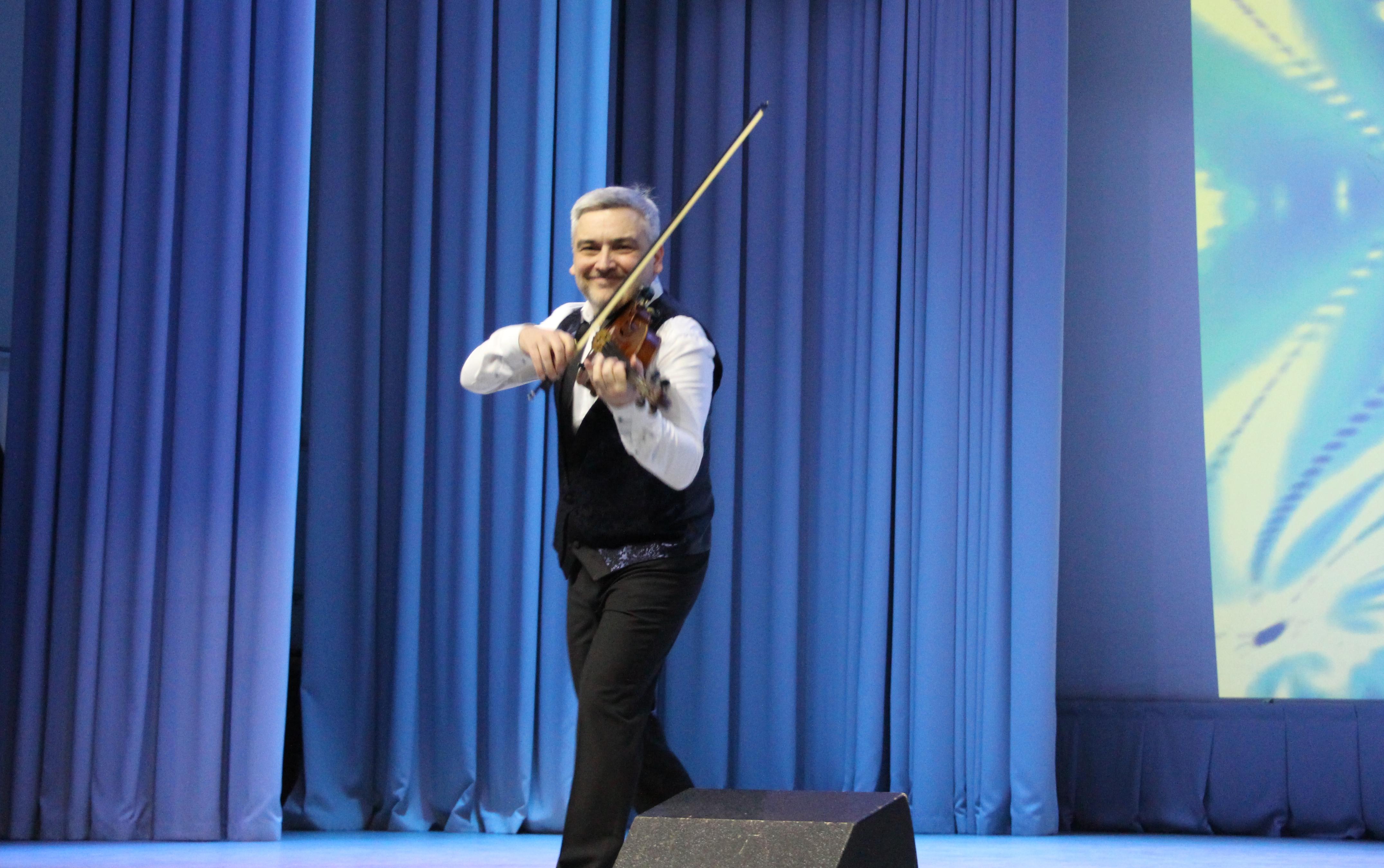 ФОТО к новости: Культура объединяет: в Новосибирске прошла конференция, посвященная дружбе народов  