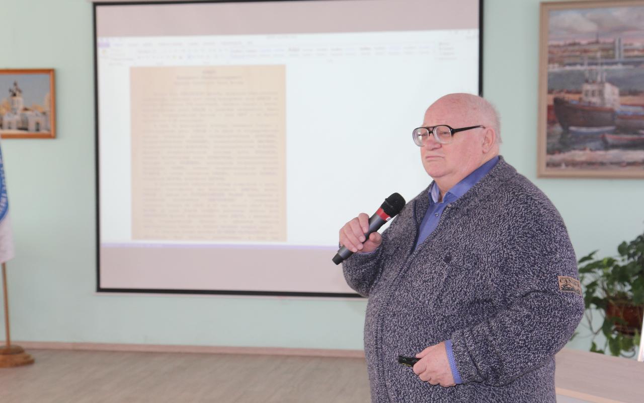 ФОТО к новости: Студенты НГПУ узнали, какой была «Дорога на Берлин» в 1945 году