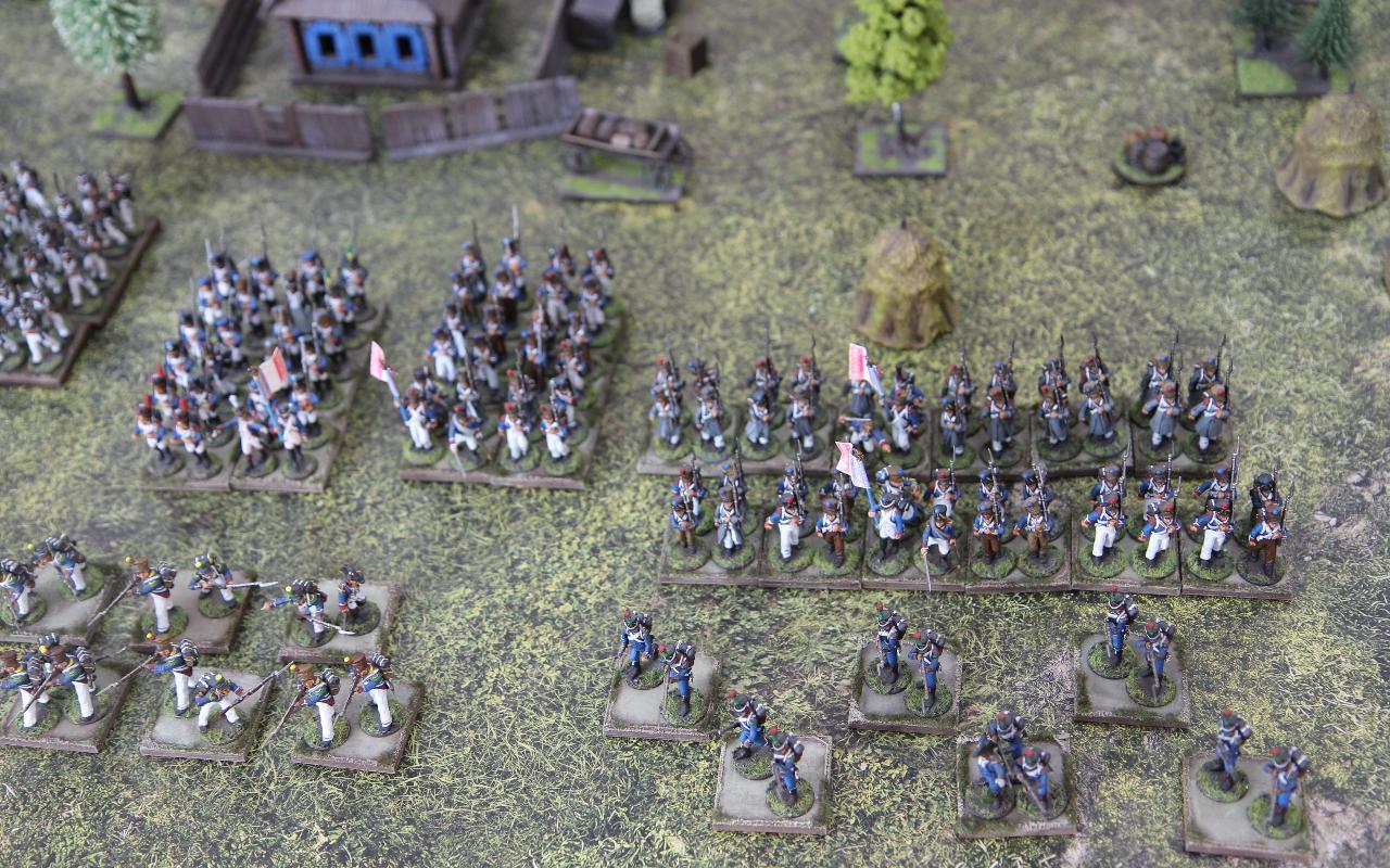 ФОТО к новости: Викинги, стрельцы, гусары: в НГПУ состоялась выставка военно-исторической миниатюры из коллекции выпускника ИИГСО