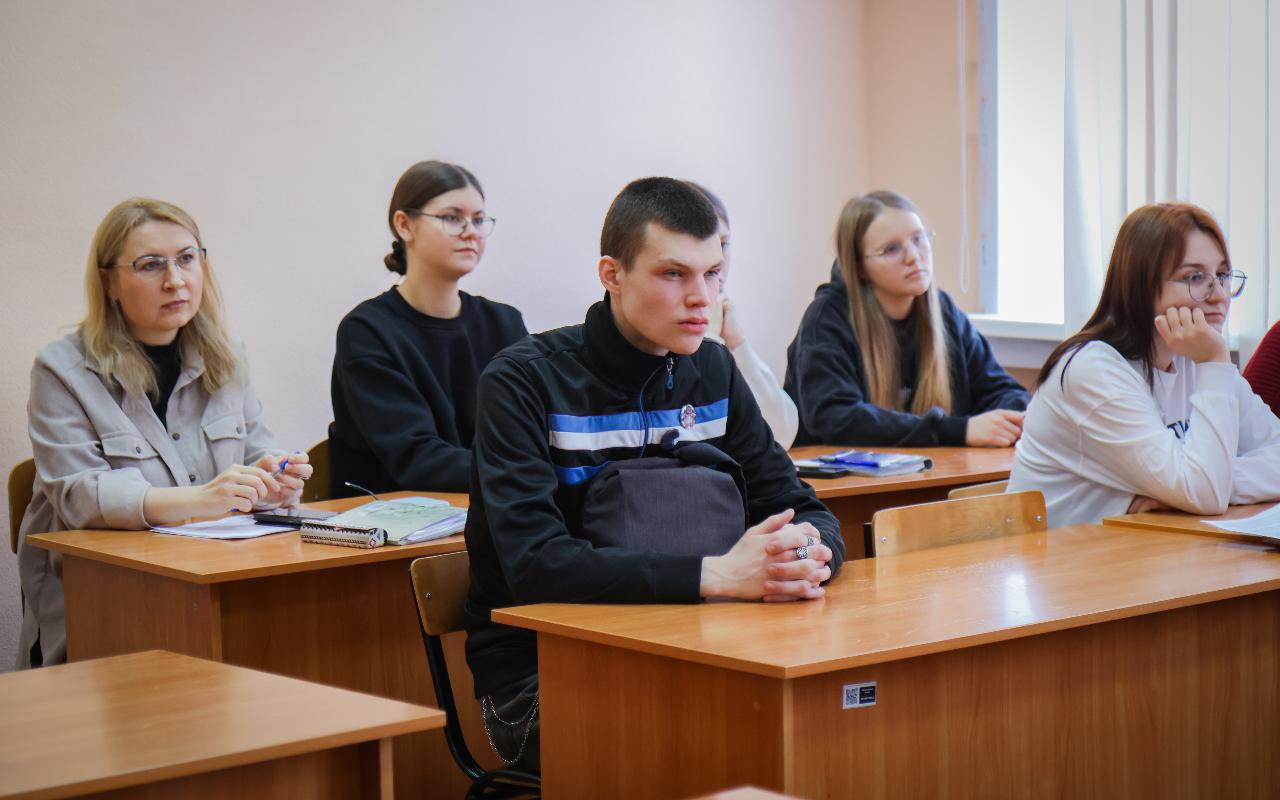 ФОТО к новости: «Традиционные ценности – основа российского общества и государства»: в НГПУ продолжается просветительский проект Новосибирской православной духовной семинарии