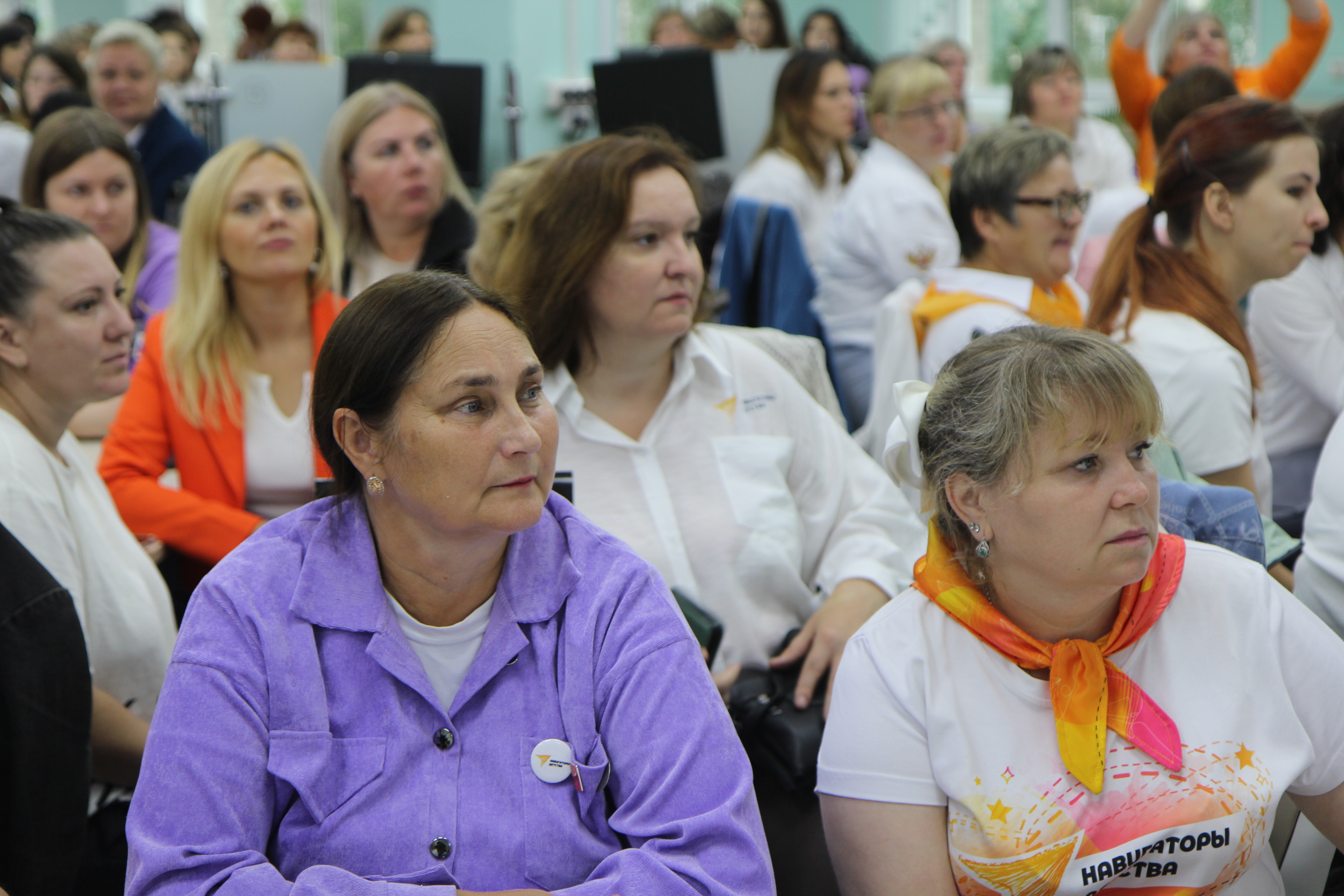 ФОТО к новости: Советник – наставник: в НГПУ провели экспертную мастерскую для советников директоров по воспитанию