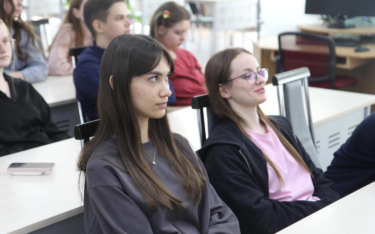 ФОТО к новости: Взаимодействие расширяется: НГПУ и Усть-Таркский район подписали соглашение о сотрудничестве