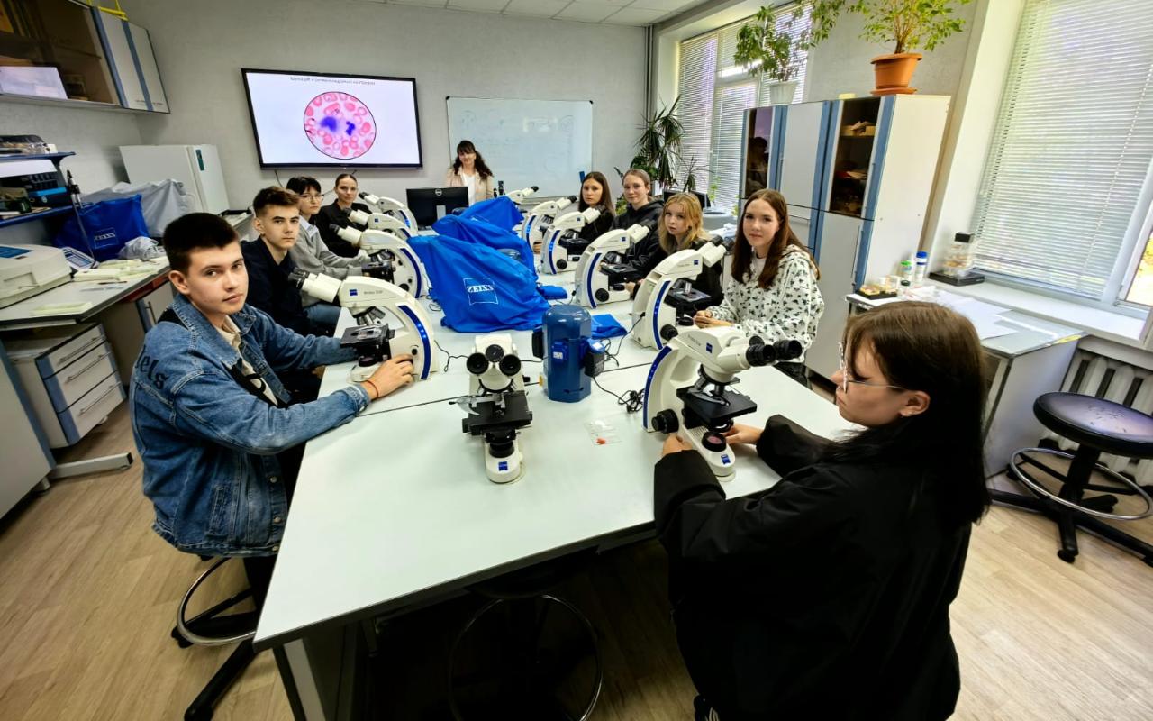 ФОТО к новости: «Город будущего» в НГПУ: идеи крепнут, команды работают, университет — на всех площадках