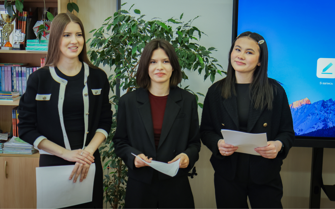 ФОТО к новости: В НГПУ наставничество помогает будущим учителям увереннее входить в профессию