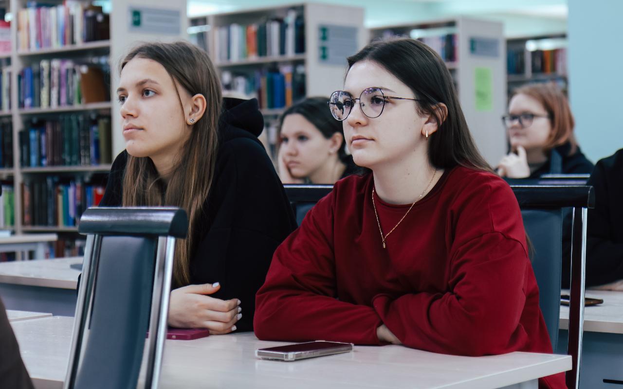 ФОТО к новости: В НГПУ прошла встреча, посвящённая вопросам гражданской обороны и безопасности