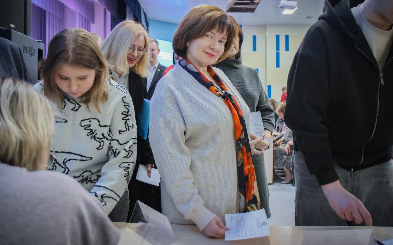 ФОТО к новости: Сергей Александрович Нелюбов избран ректором НГПУ