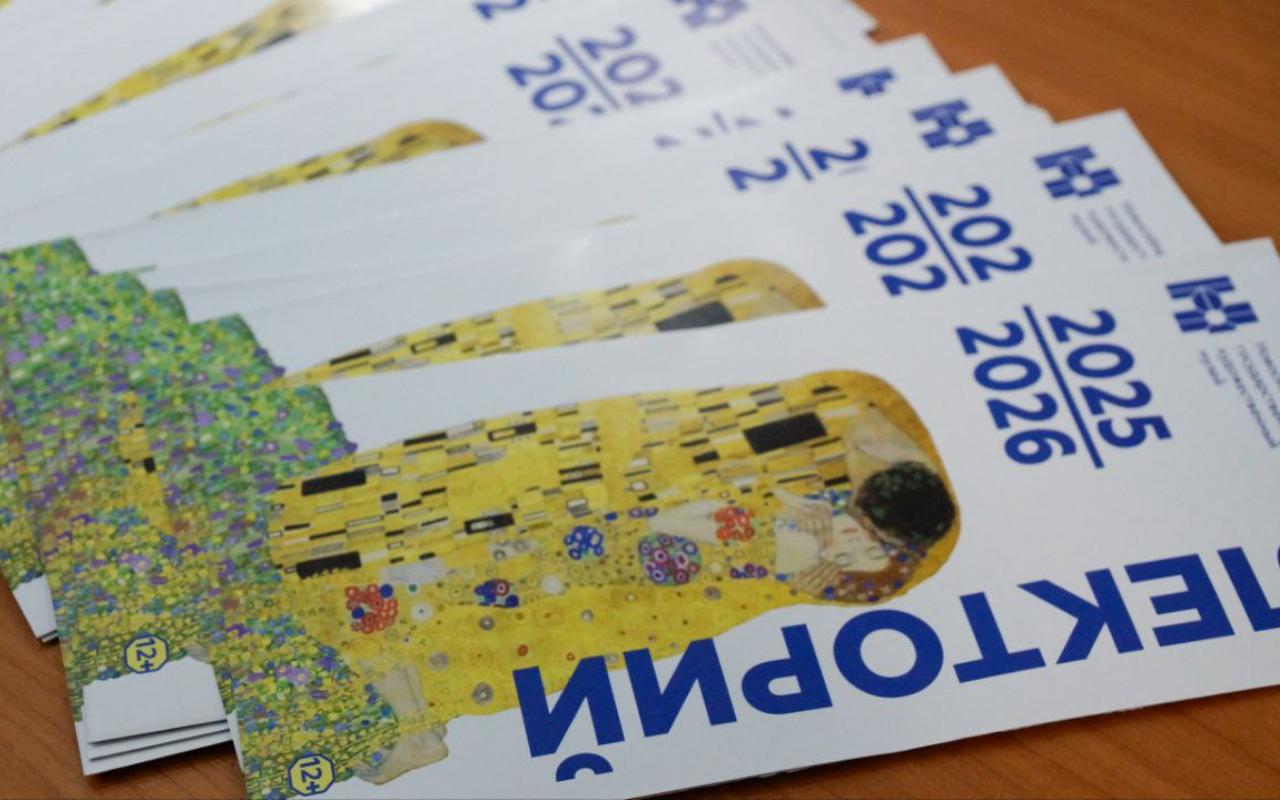 ФОТО к новости: Дневник ПедСибири: в НГХМ открылась выставка выпускных работ студентов Института искусств НГПУ