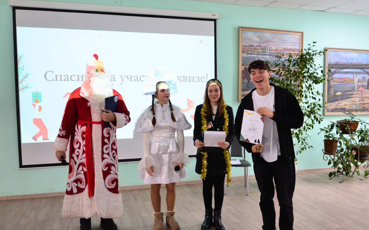 ФОТО к новости: В НГПУ прошёл фестиваль «Говорят под Новый год...»