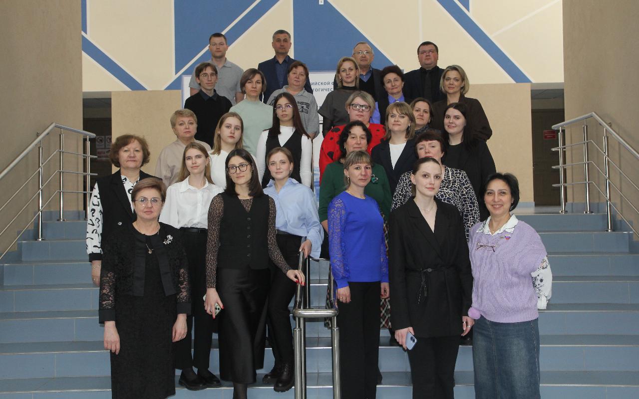 ФОТО к новости: Молодых и креативных выпускников НГПУ ждут в Каргатском районе и городе Обь