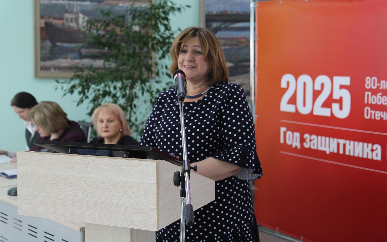 ФОТО к новости: Иностранный язык как инструмент сближения: на Всероссийской лингво-методической школе в НГПУ отдали дань памяти выдающимся личностям, связанным с историей ФИЯ