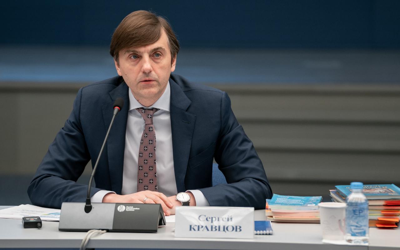 ФОТО к новости: Поздравление Министра просвещения Российской Федерации Сергея Кравцова с Днем российской науки