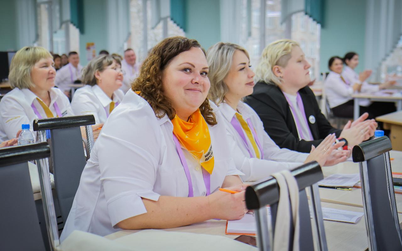 ФОТО к новости: В НГПУ открылся второй поток обучения советников директоров по воспитанию