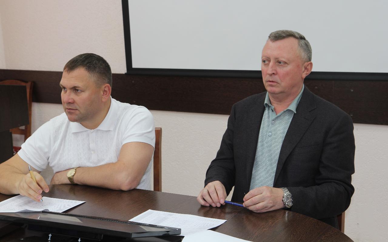 ФОТО к новости: Обновление инфраструктуры НГПУ: оборудование поступает своевременно