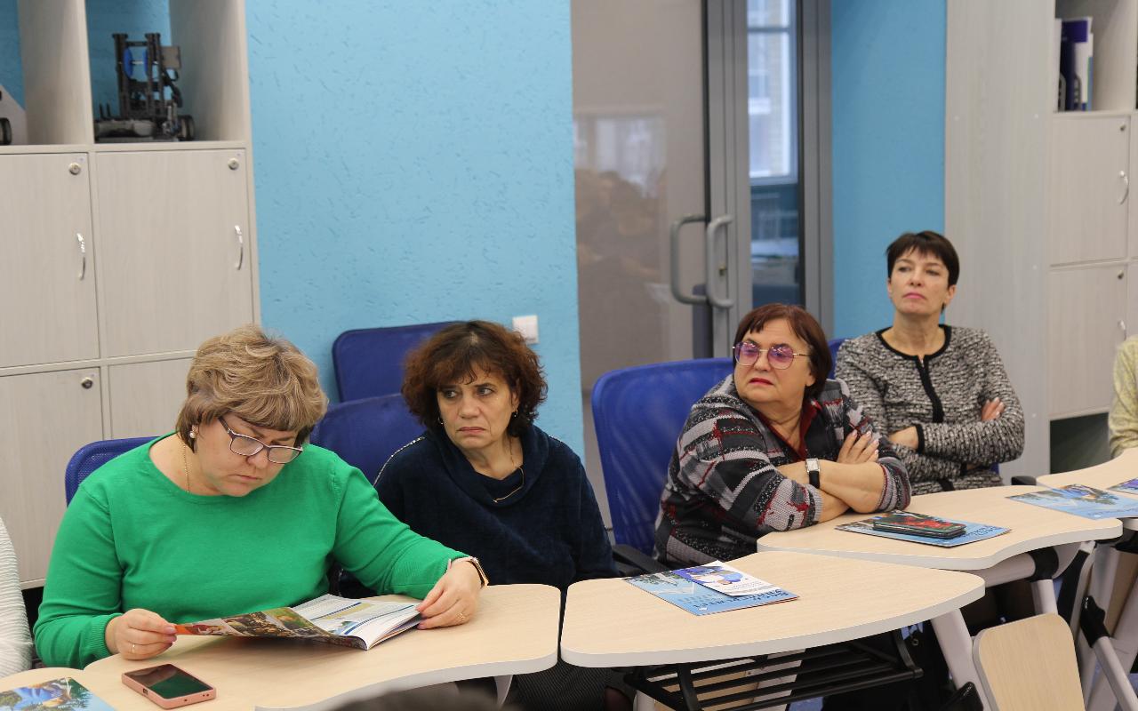 ФОТО к новости: Купинский район заинтересован в привлечении на работу выпускников НГПУ