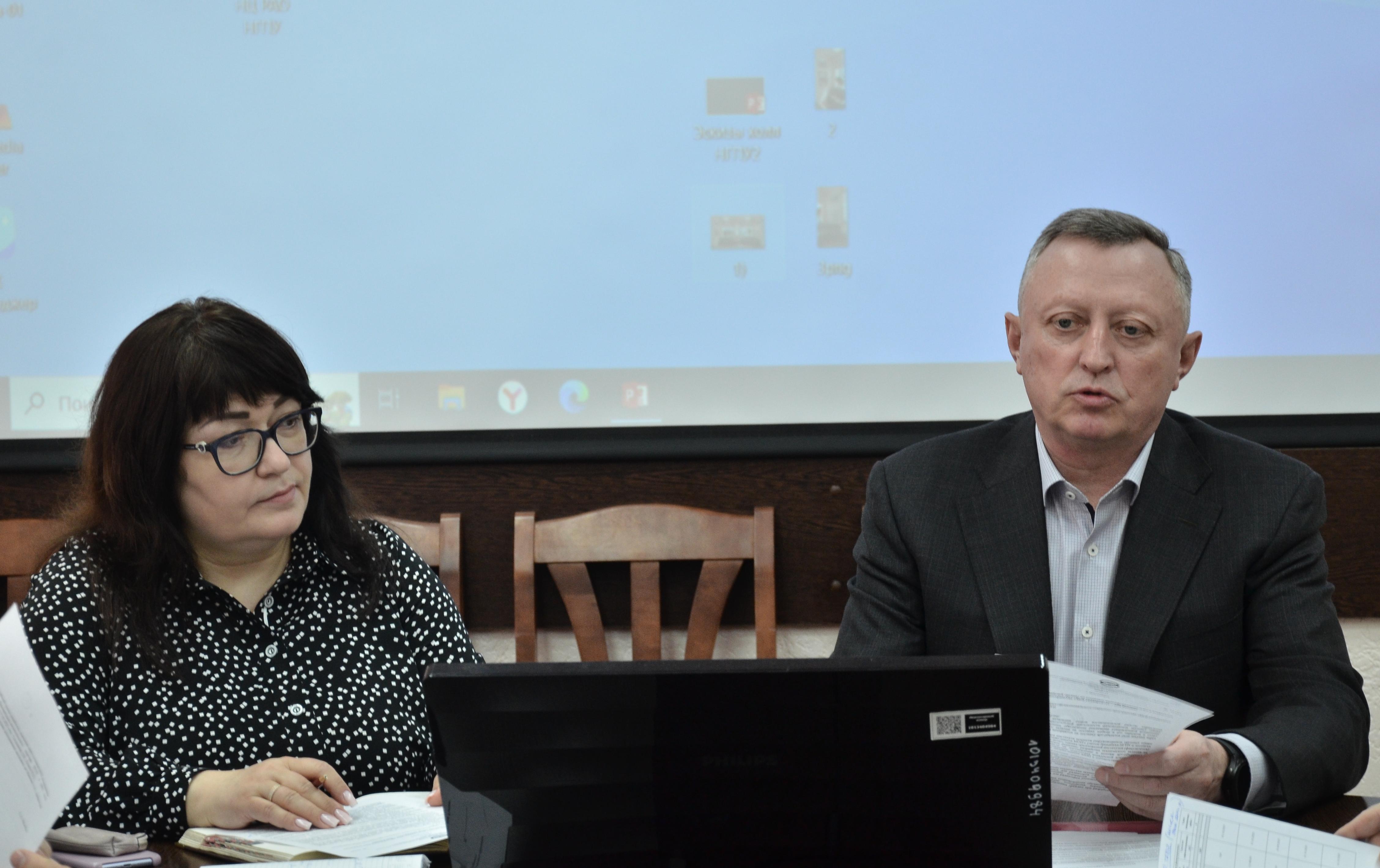 ФОТО к новости: Обновление инфраструктуры НГПУ: ремонтные работы и авторские решения 