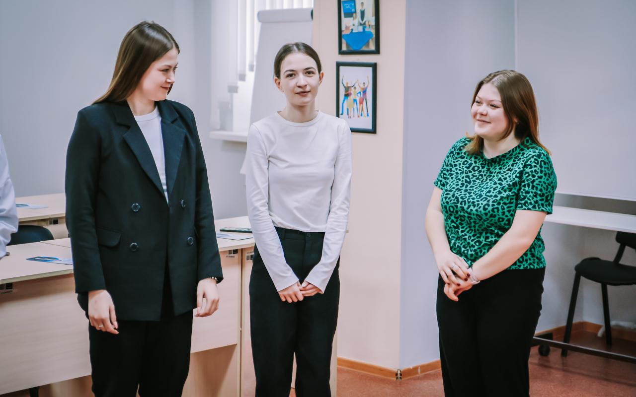 ФОТО к новости: Студенты Черепановского педагогического колледжа посетили НГПУ в рамках проекта «Университетские каникулы»