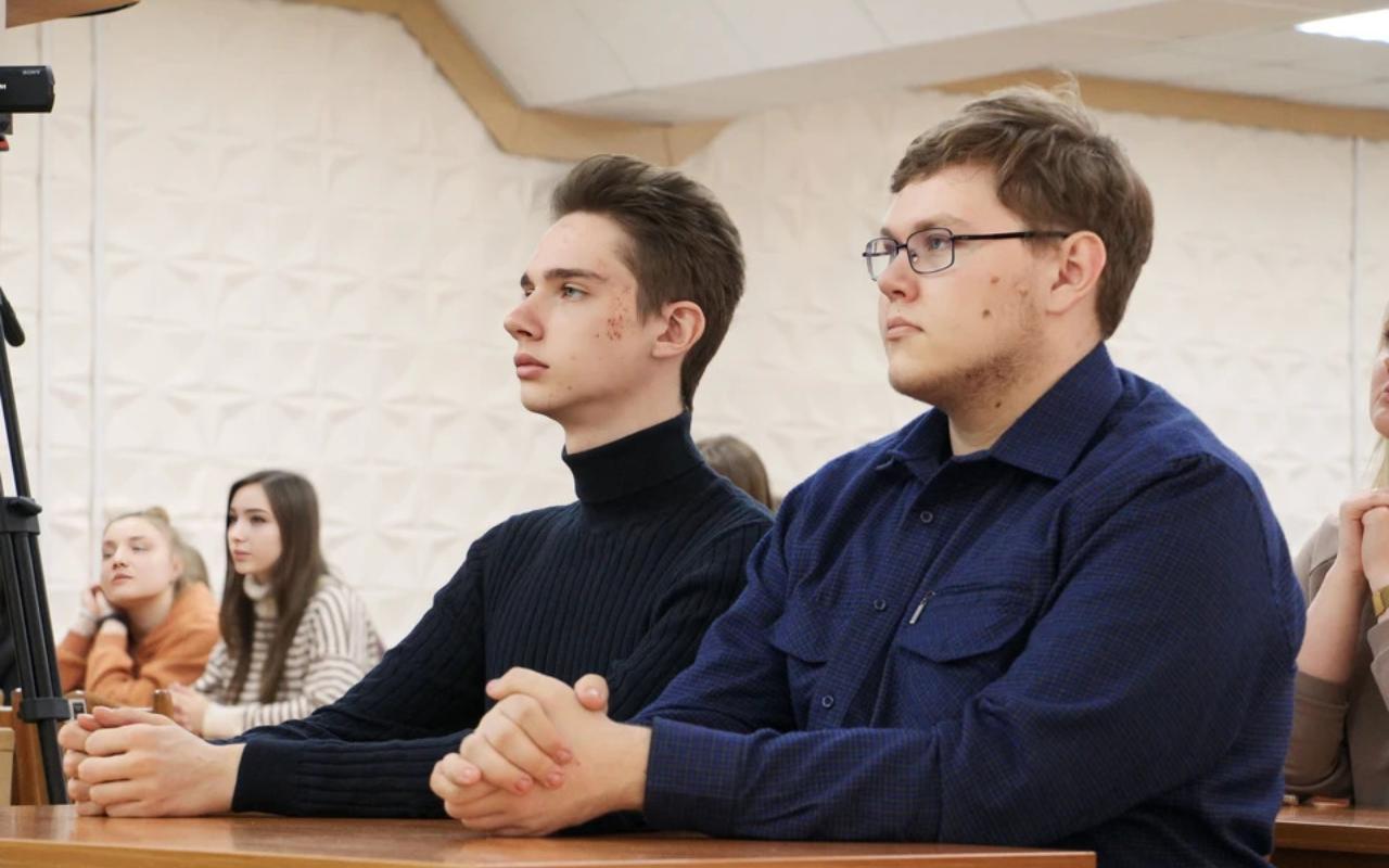 ФОТО к новости: Уникальный проект «Летняя школа», реализуемый преподавателями ИФМИТО, успешно завершился