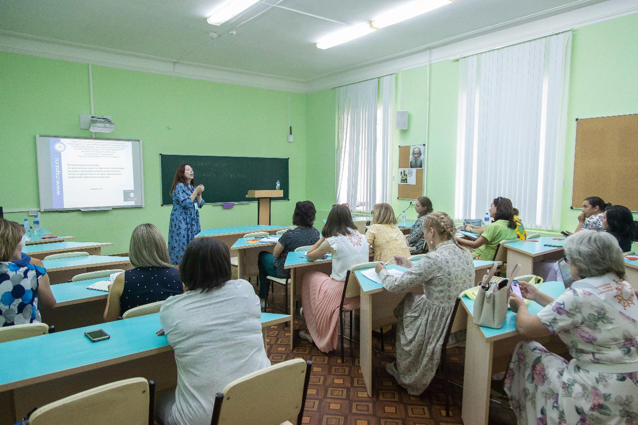 ФОТО к новости: НГПУ принял участие в XII Международном фестивале школьных учителей