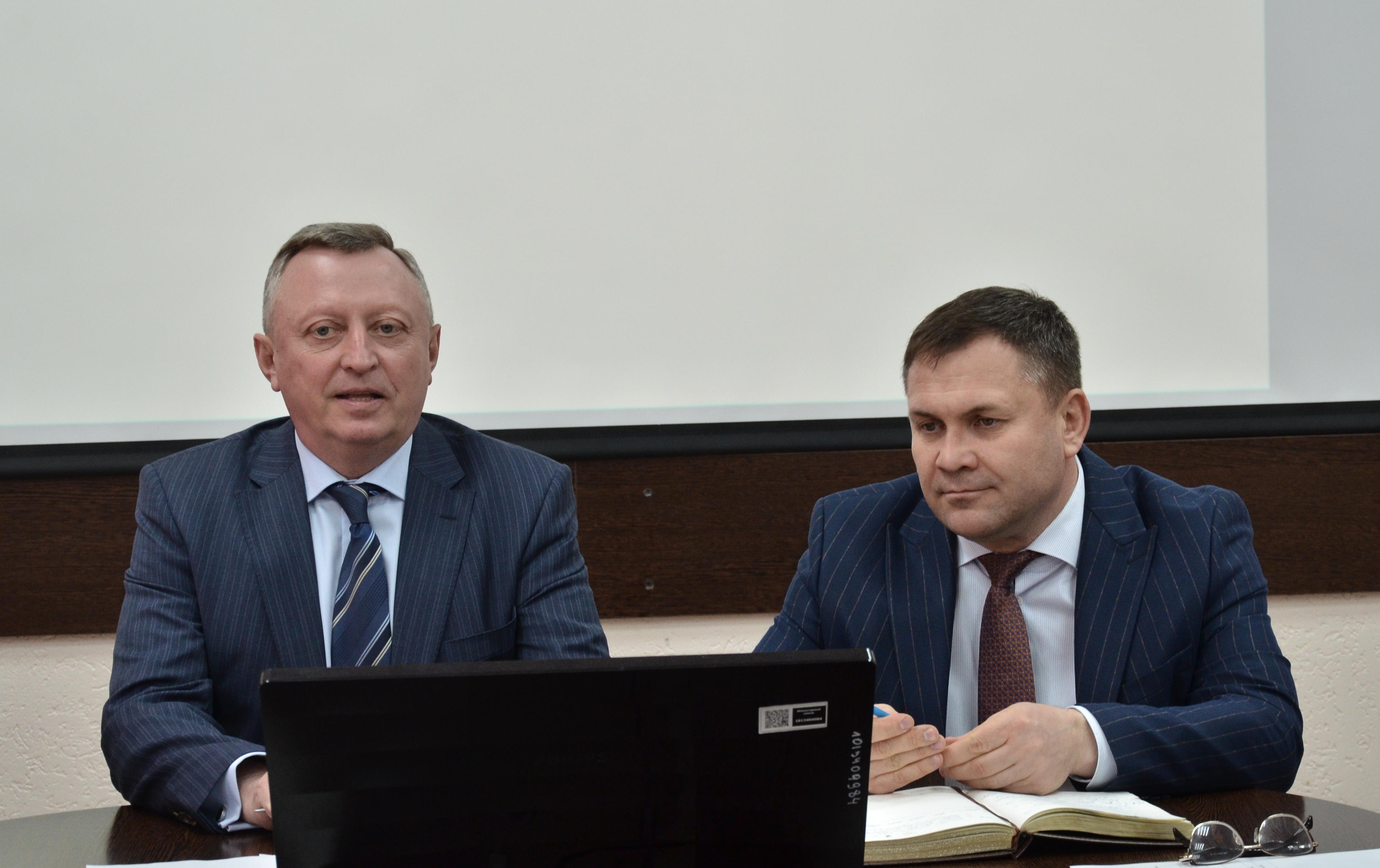 ФОТО к новости: Вторая группа студенток НГПУ приняла участие в программе «Российский учитель за рубежом»